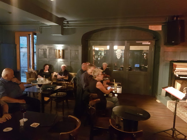 Comentarii opinii despre Neustadt Bar