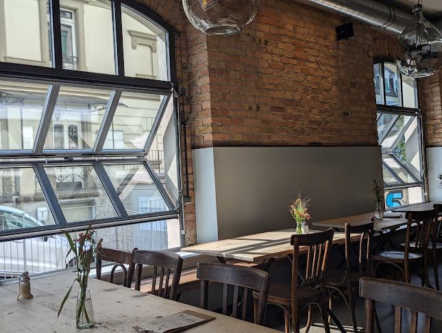 Comentarii opinii despre Barbière