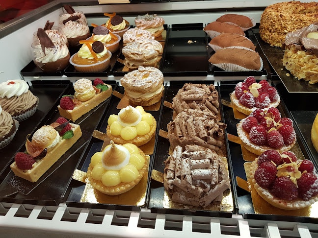 Opinii despre Confiserie Brändli AG, Riehen în Riehen - Gastronomie und Hotellerie