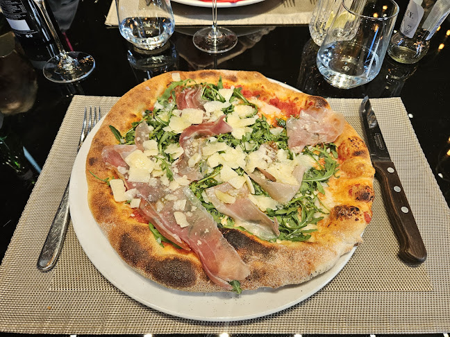 Av. Bergières 10, 1004 Lausanne