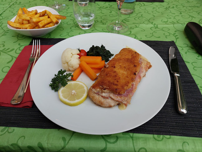 Opinii despre Restaurant Rössli Selzach în Selzach - Gastronomie und Hotellerie