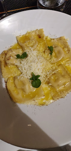 Restaurant italien Ulivo - Gastronomie und Hotellerie