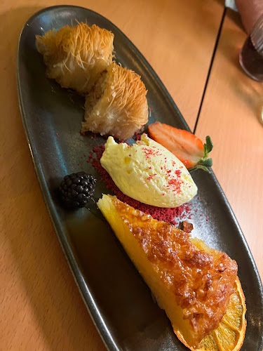 Opinii despre Zorbas Gastrobar în St. Gallen - Gastronomie und Hotellerie