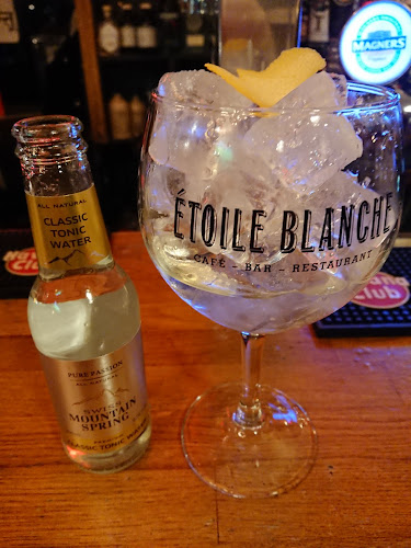 Étoile Blanche - Gastronomie und Hotellerie