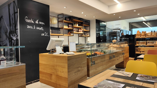 Opinii despre ALLETORRI SNACK BAR în Locarno - Gastronomie und Hotellerie