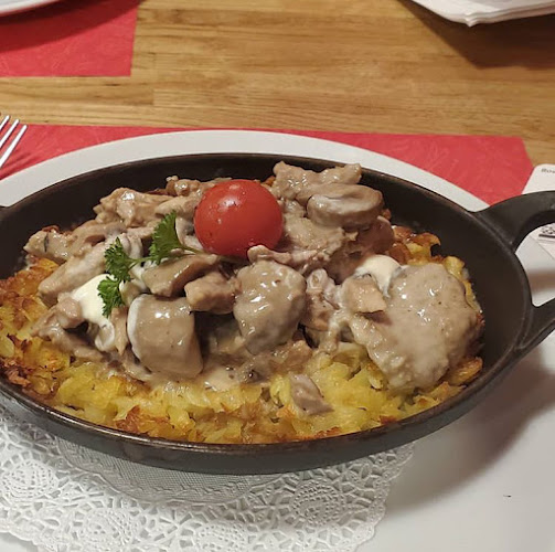 Geneva Airport, Rte de l'Aéroport 21, 1215 Le Grand-Saconnex