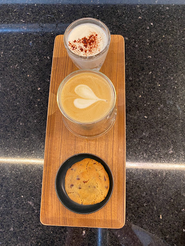 Av. Blanc 51, 1202 Genève