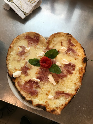 Comentarii opinii despre Mondo Caffè