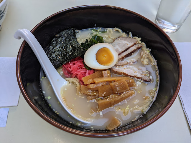 Ikoo 行 | Japanese Noodle Soups - Zürich
