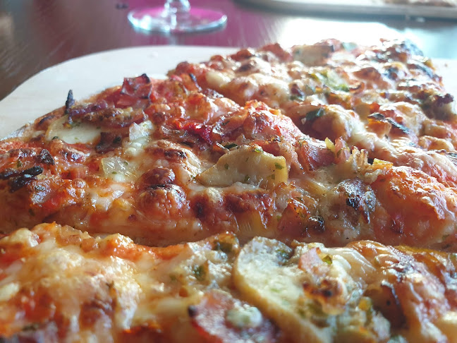 Comentarii opinii despre Café Bar Retro