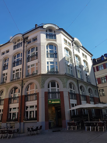 San Lorenzo - Gastronomie und Hotellerie