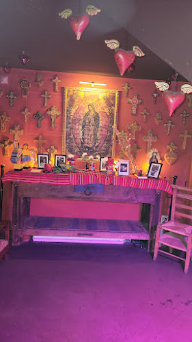 Taqueria Los Cuñados - Gastronomie und Hotellerie