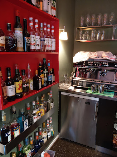 Lina's Bar - Gastronomie und Hotellerie