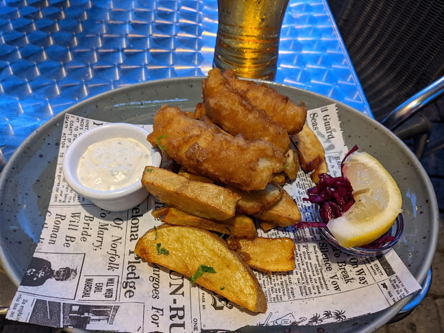 Comentarii opinii despre O'Callaghan's Shamrock Irish Pub