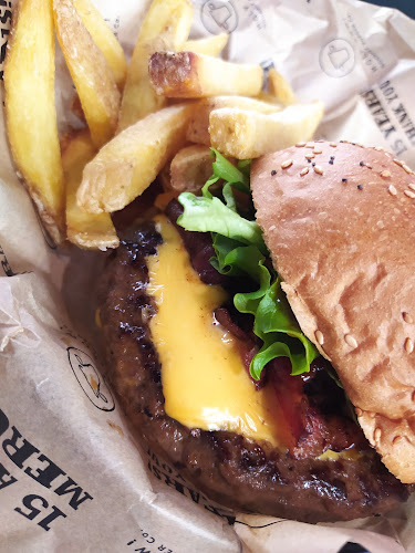 HolyCow! Gourmet Burger Co. GRANCIA