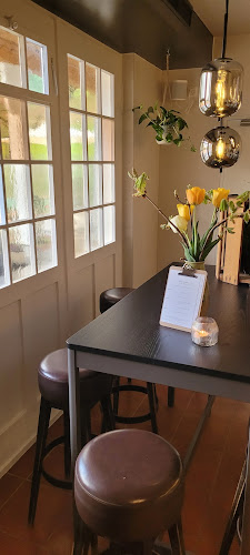 Opinii despre Max Restaurant în Basel - Gastronomie und Hotellerie