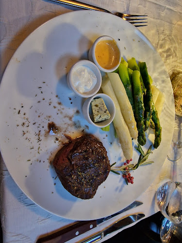 Opinii despre Restaurant Bahnhöfli Root în Root - Gastronomie und Hotellerie