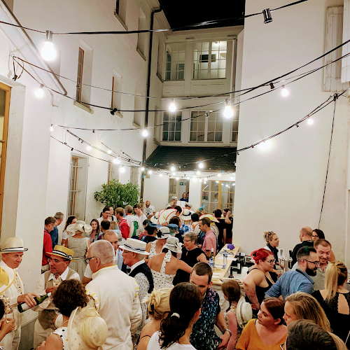 Opinii despre Les Caveaux de la Noce în Vevey - Gastronomie und Hotellerie