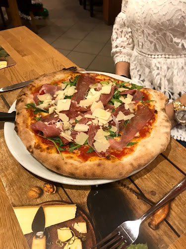 Casa Piccola Italia Basel - Gastronomie und Hotellerie