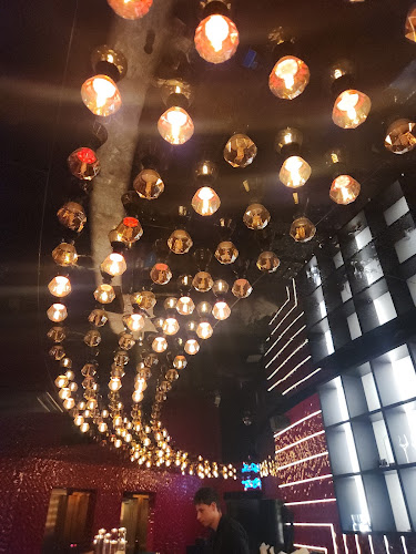 Opinii despre Penthouse Roof Top Bar – 360° View în Luzern - Gastronomie und Hotellerie