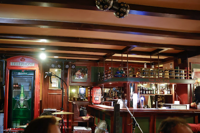 Comentarii opinii despre Thai Rock Pub