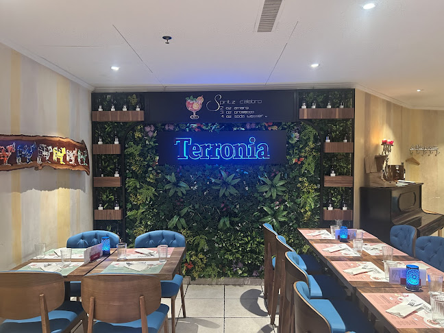 Terronia Ristorante Pizzeria - Gastronomie und Hotellerie