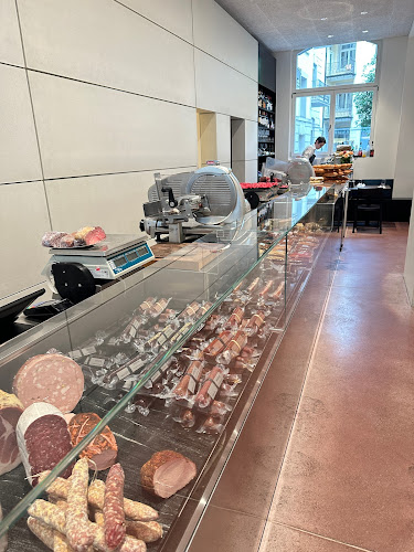 Comentarii opinii despre HATECKE LÖWENPLATZ