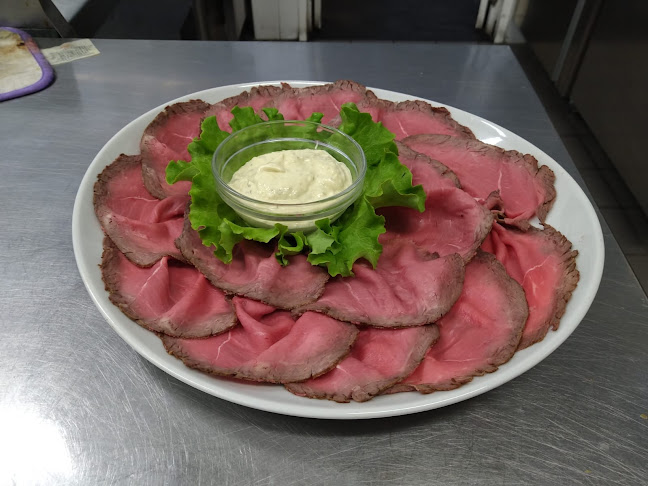 Comentarii opinii despre Champion's Snack Bar