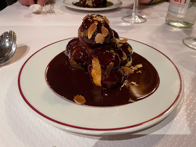 Opinii despre Relais de l'Entrecôte Genève în Geneva - Gastronomie und Hotellerie