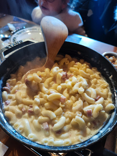 Opinii despre Au Creux du Feu în Broc - Gastronomie und Hotellerie