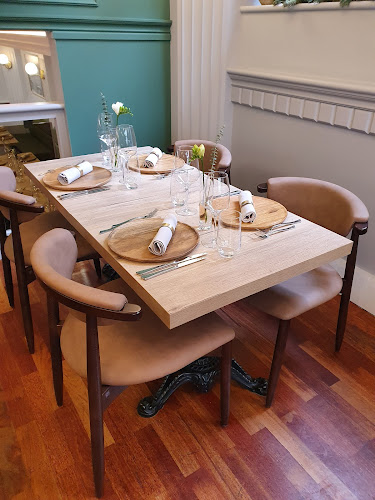 Jacques Restaurant - Gastronomie und Hotellerie