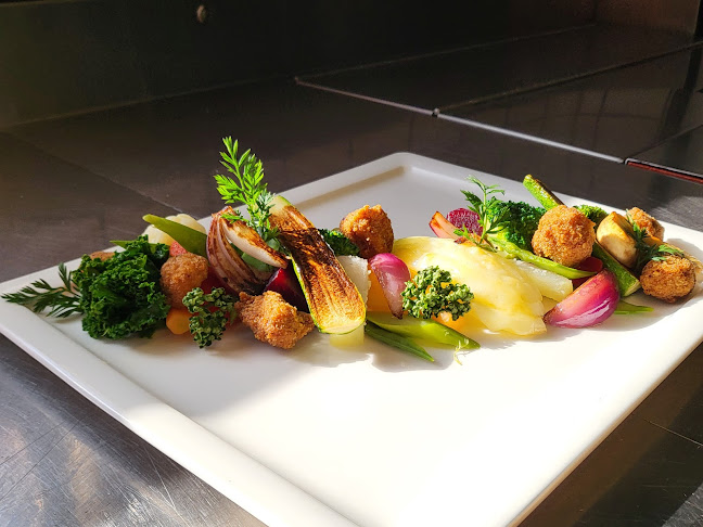 Opinii despre Falkenburg – Restaurant & Hotel în St. Gallen - Gastronomie und Hotellerie