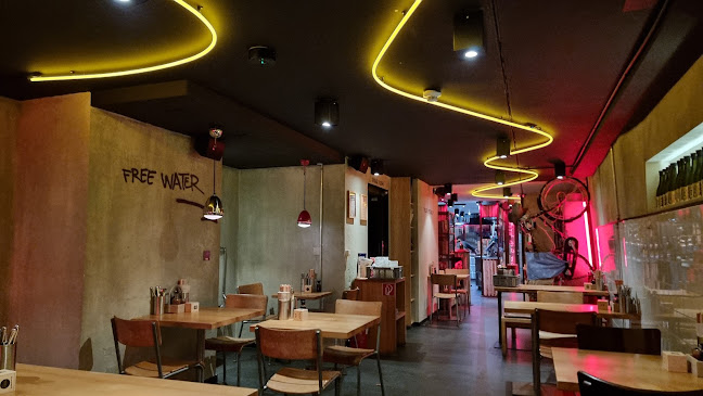 Nooch Asian Kitchen, Basel Barfi - Gastronomie und Hotellerie