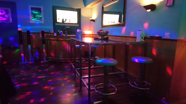 Bar Enigma - Gastronomie und Hotellerie