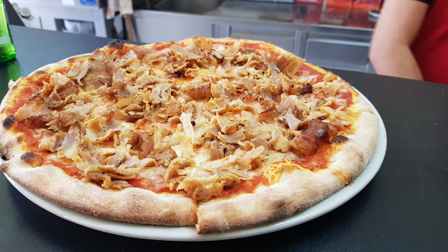 Av. Léopold-Robert 76, 2300 La Chaux-de-Fonds