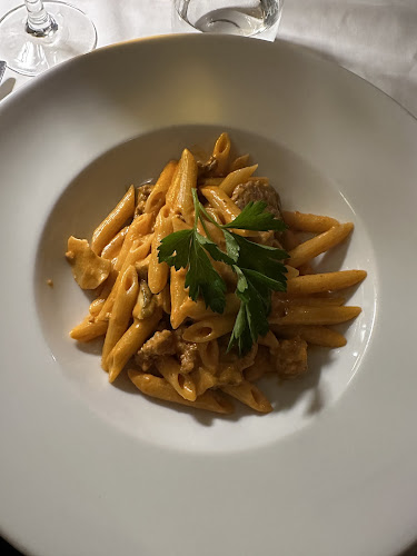 Opinii despre Restaurant Beau Rivage în Thun - Gastronomie und Hotellerie