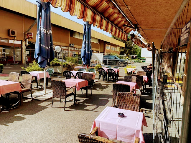 Prom. des Champs-Fréchets 16, 1217 Meyrin, Schweiz