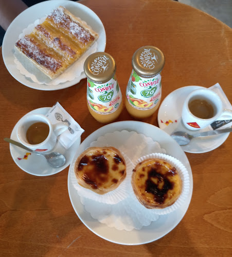 Cantinho da Renascer - Gastronomie und Hotellerie