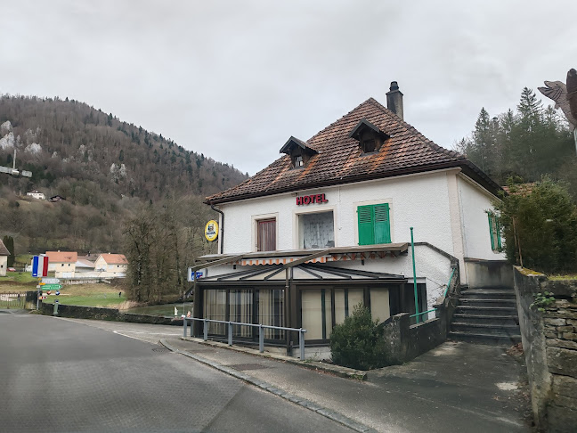 Cachot - Gastronomie und Hotellerie