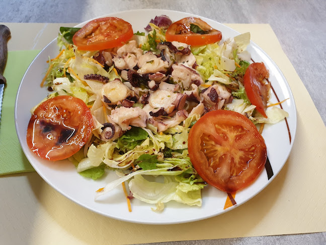 Opinii despre Bacio Nero, restaurant, glaces maison, focacceria, café et bar în Yverdon-les-Bains - Gastronomie und Hotellerie