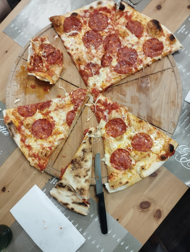 Vitetta Pizzeria - Gastronomie und Hotellerie