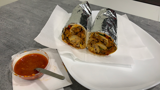 Opinii despre Bahnhof Kebap & Pizza în Zürich - Gastronomie und Hotellerie