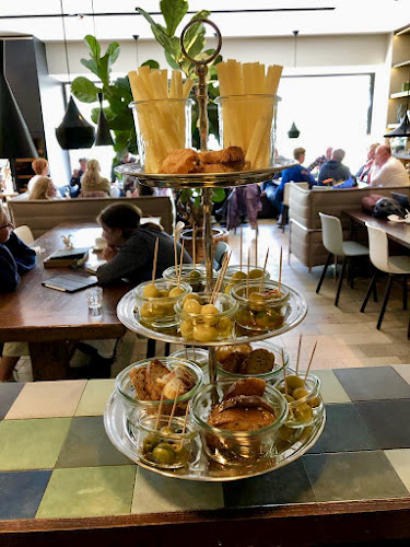 Opinii despre Gessler 1862 - Café - Bar în Herisau - Gastronomie und Hotellerie