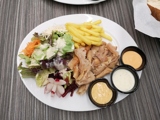 Opinii despre Snack House The Randa în Burgdorf - Gastronomie und Hotellerie