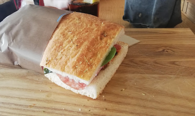 Comentarii opinii despre perron f - by focacceria