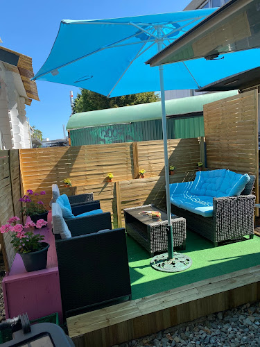 Comentarii opinii despre Le bisous