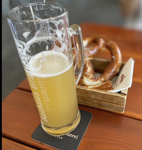 Opinii despre Rathaus Brauerei în Luzern - Gastronomie und Hotellerie