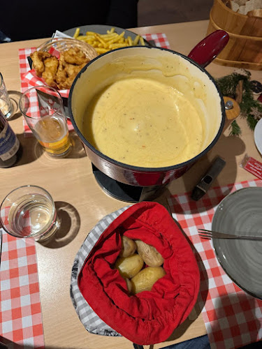 Opinii despre Restaurant Felsenegg în Stallikon - Gastronomie und Hotellerie