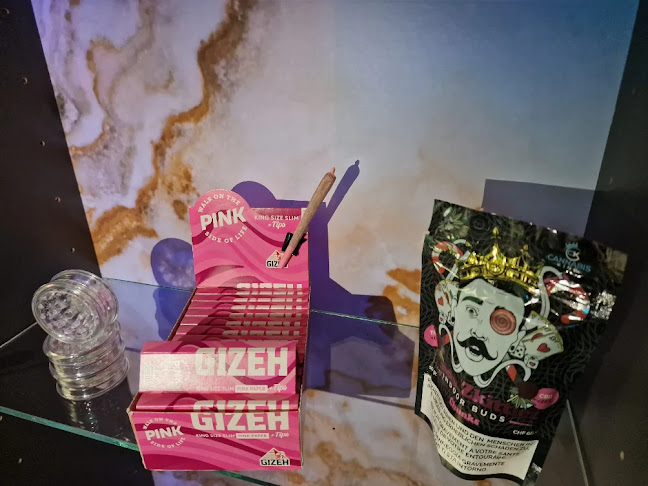 Comentarii opinii despre BlueGorilla Coffeeshop