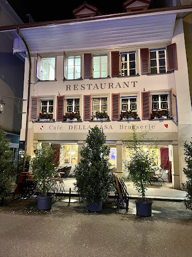 Della Casa - Gastronomie und Hotellerie